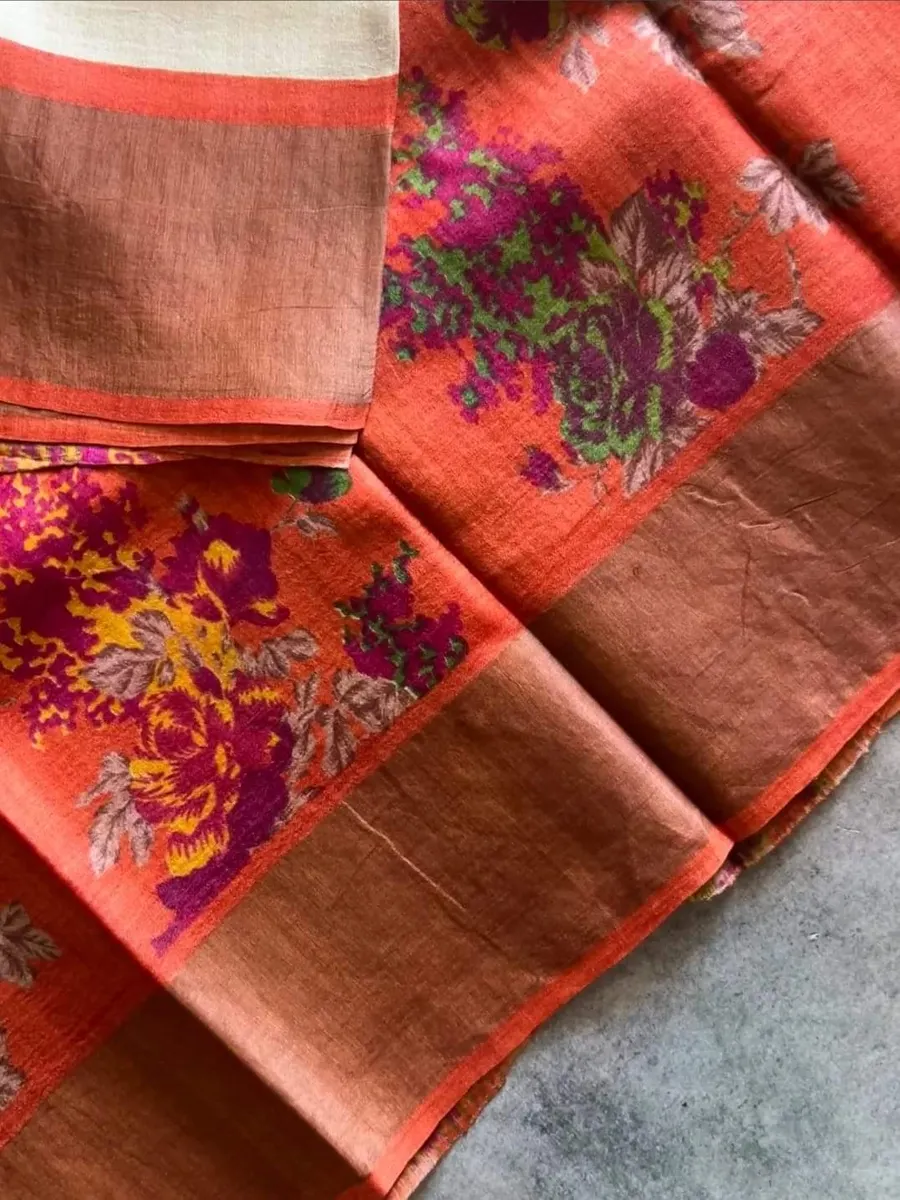 Pure handloom tussar silk zari border with floral print with silk mark tag
